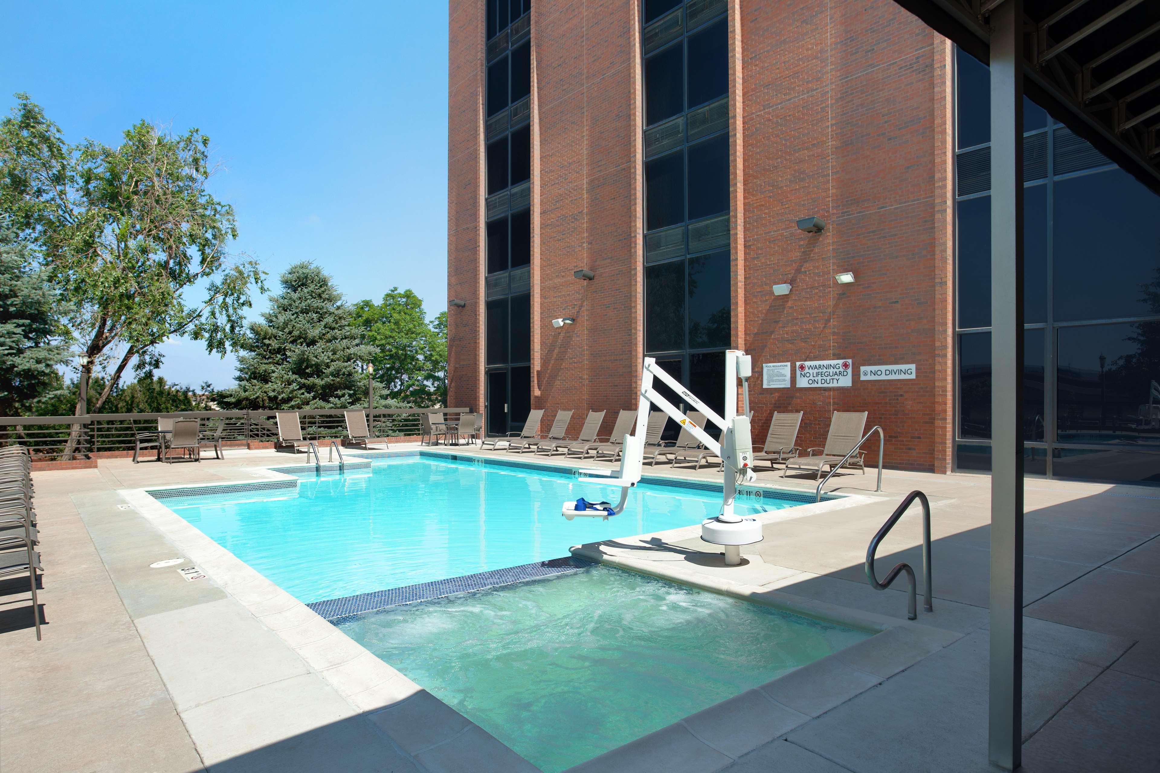 Red Lion Hotel Denver Southeast Aurora Exterior foto